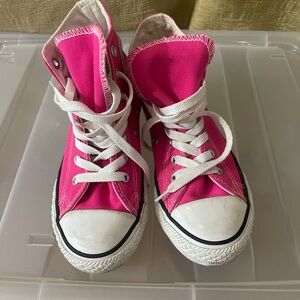 Converse hot pink sneakers